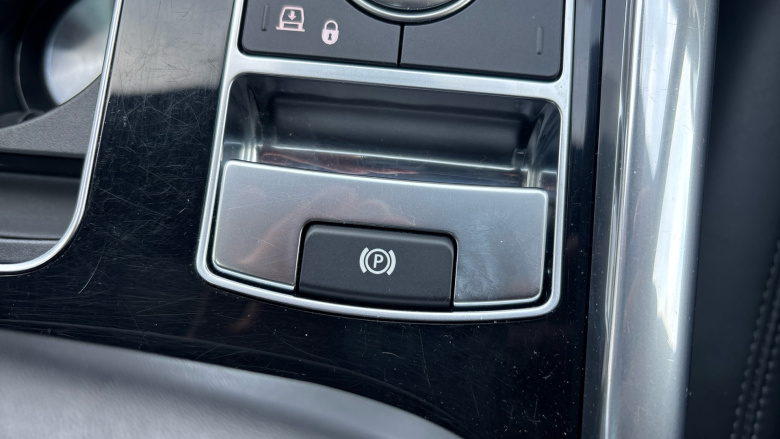 Land Rover Range Rover Sport 3.0 D300 HSE Silver 5dr Auto Diesel Estate